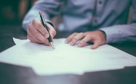 Co-Signing a Loan: Risks and Responsibilities