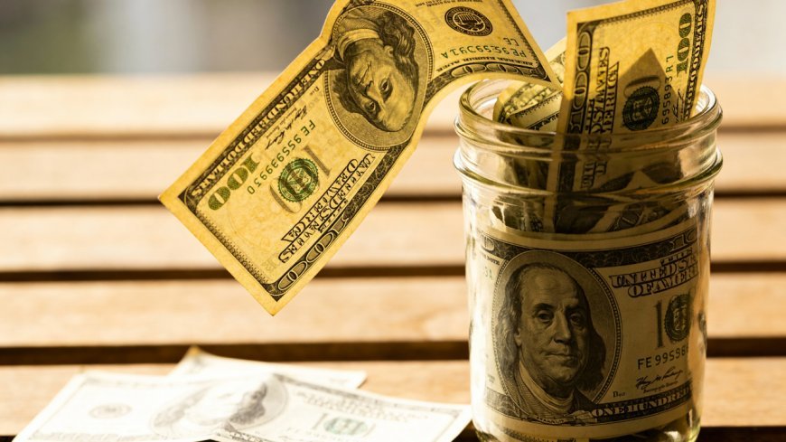 2026 New Year’s Financial Resolutions: Realistic Goals to Crush Debt and Build Savings