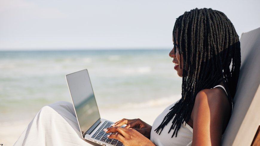 How Freelancers Should Handle Taxes: Quarterly Payments, Deductions & What to Track