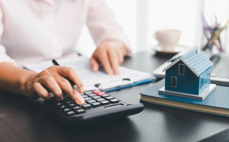Can You Buy a House With Student Loans? Here's What Lenders Actually Look At