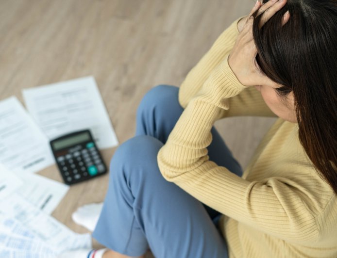 10 Money Habits Keeping Millennials and Gen Z Broke (And How to Break Them)