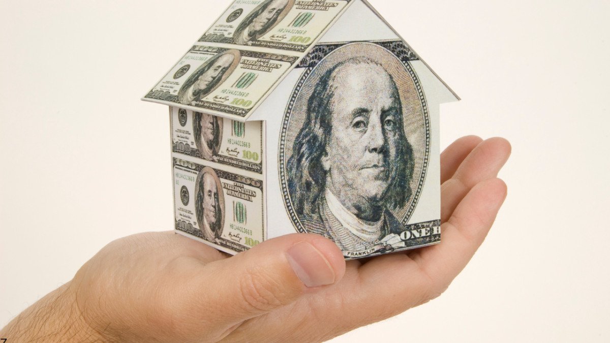 HELOC vs Cash-Out Refinance: Comparing the Mechanics and Tradeoffs