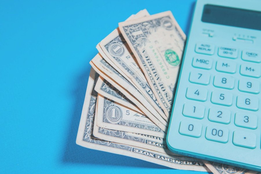 Brokerage Cash Sweep Accounts Explained: What Your Uninvested Cash Really Earns